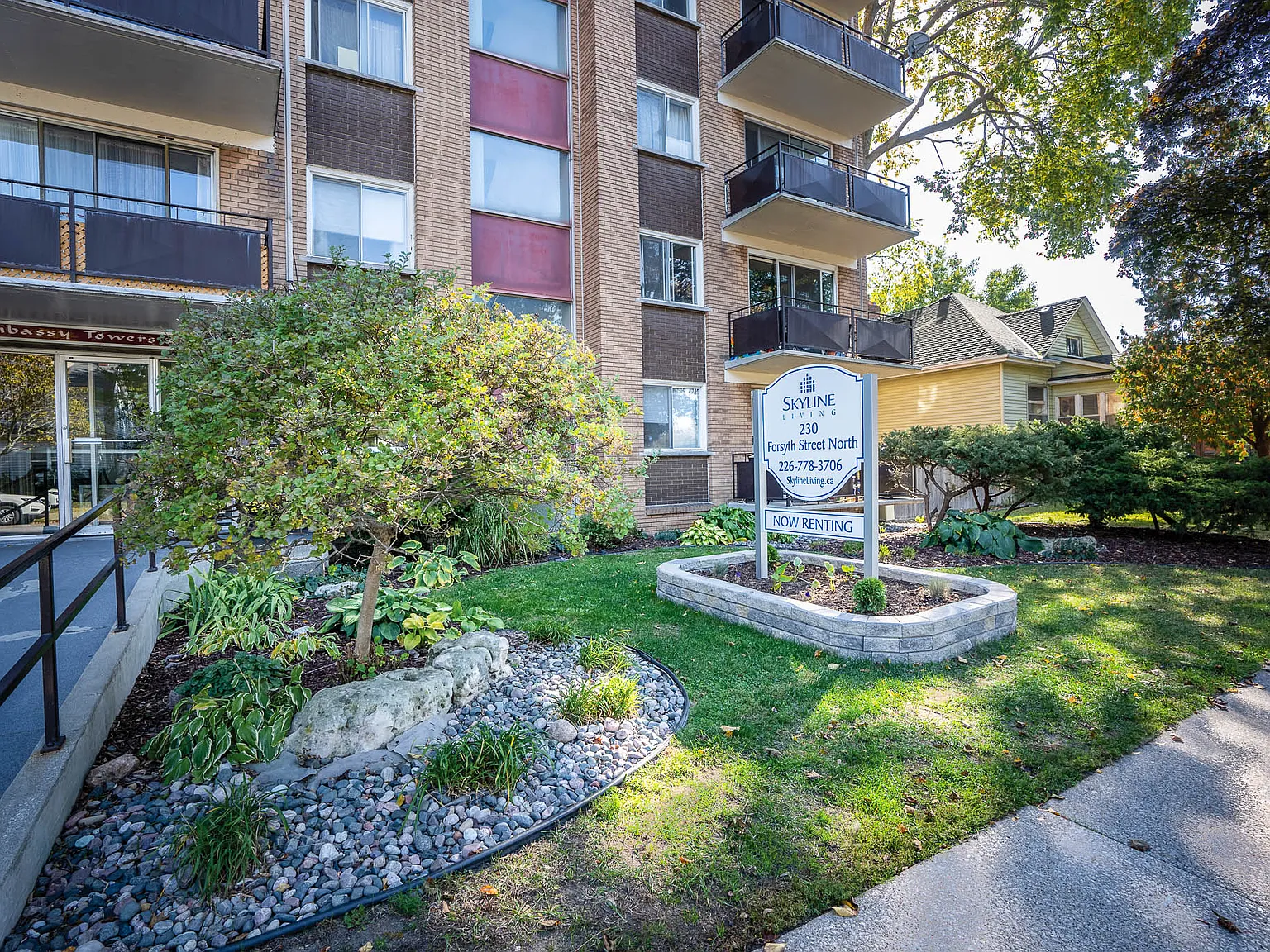 Embassy Tower Apartments — Photo 3