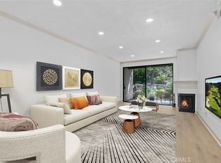 2542 W Macarthur Blvd UNIT G, Santa Ana, CA 92704