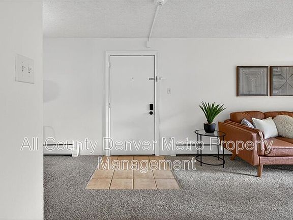 5th image of 1400 Golden Cir APT 306