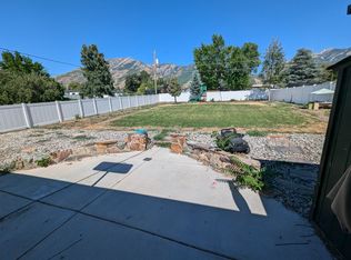 6555 S 2425 E, Cottonwood Heights, UT 84121