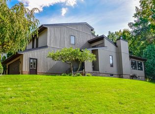 5124 Beachview Cir NW, Canton, OH 44708