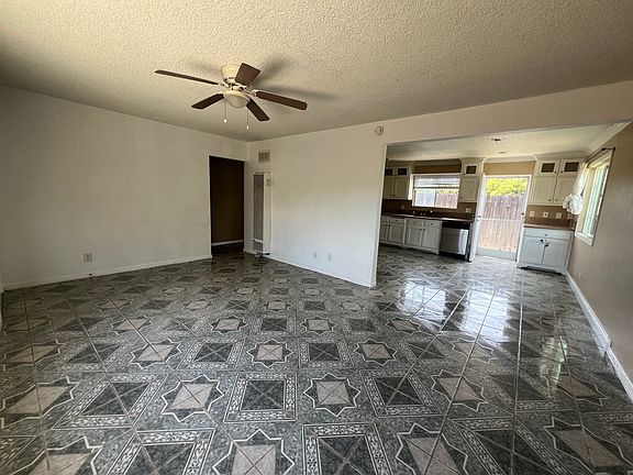 3rd image of 25023 Senator Ave #2