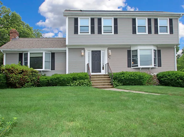 43 Redwood Circle, Shelton, CT 06484