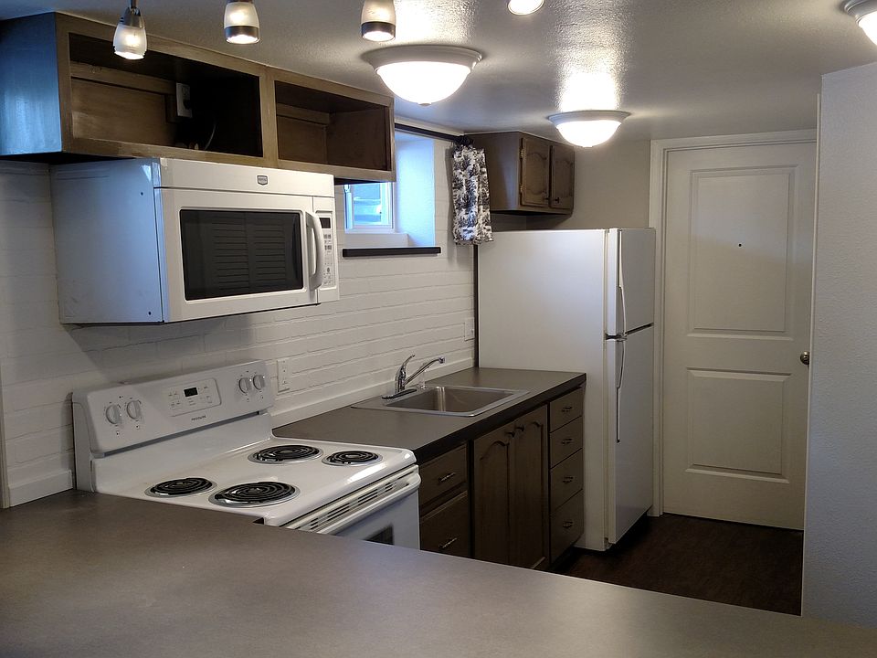 1st image of 1120 18th St #B