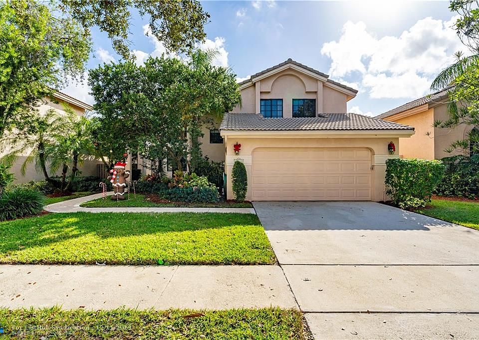 1st image of 10440 NW 12th Pl