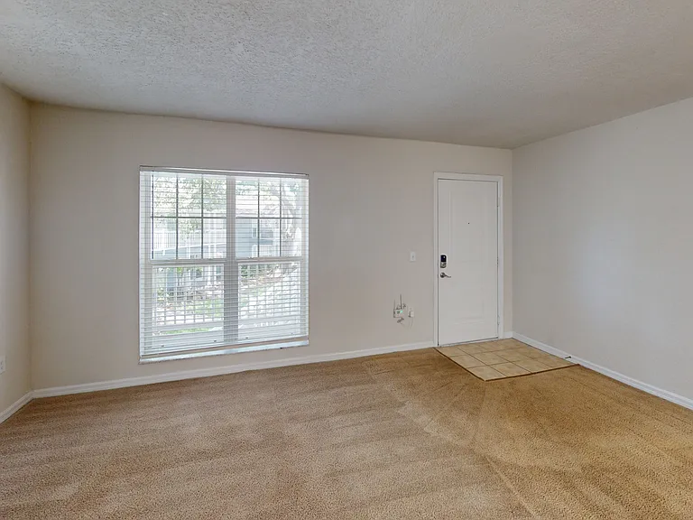 The Breyley Apartments — Photo 36