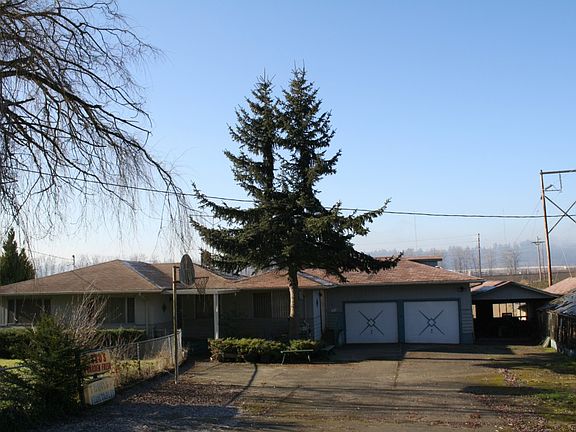 3rd image of 2306 E Valley Hwy E