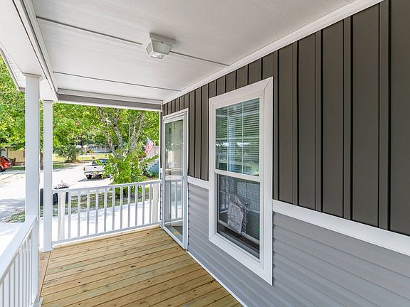 3rd image of 1320 Hand Ave #81
