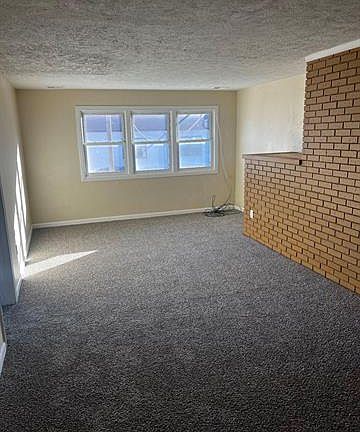 3rd image of 2243 Franklin St #3