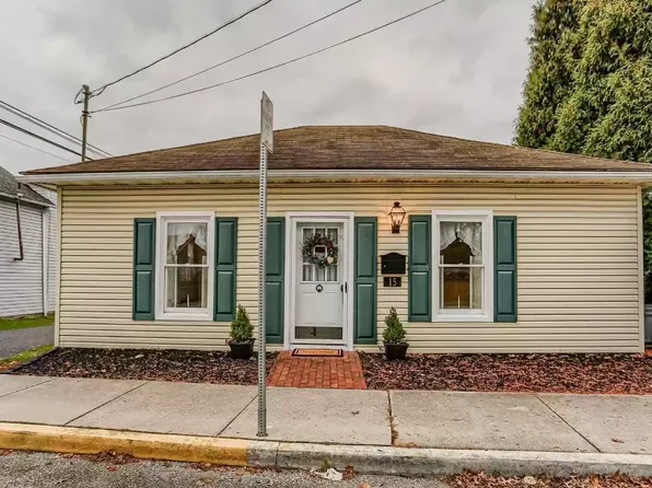 15 N 5th St, Mc Sherrystown, PA 17344