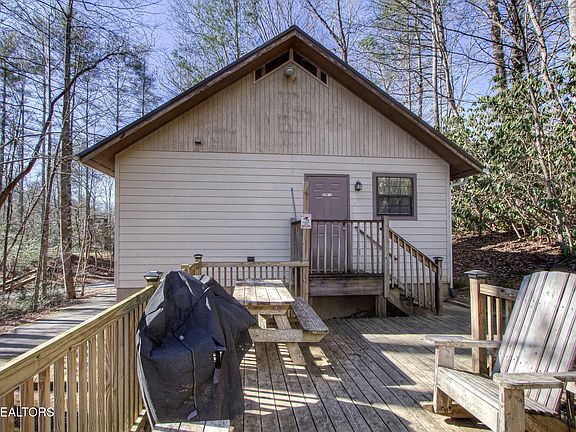 2nd image of 216 Whaley Dr