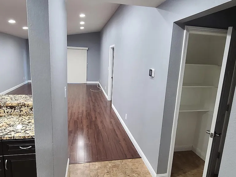 7708 Seagull Ave — Photo 13
