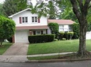 1031 Hoven Rd, Philadelphia, PA 19115