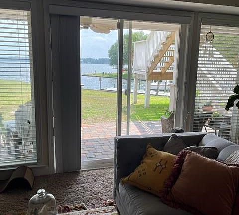 3rd image of 2415 Duncan Dr
