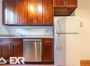 215 W 116th St #1A, New York, NY 10026