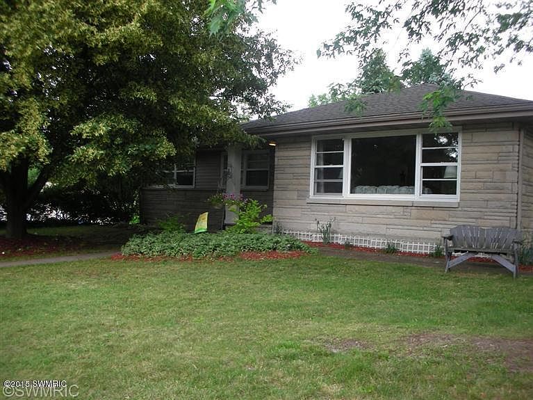 1st image of 301 S Nursery St