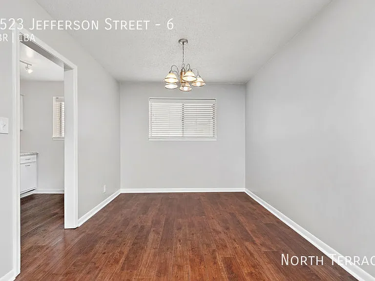 4523 Jefferson St #6 — Photo 10