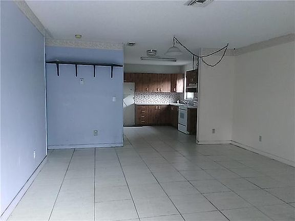 2nd image of 1108 NW 61st Avenue