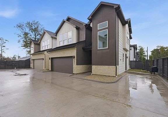 2nd image of 6541 Sealey St