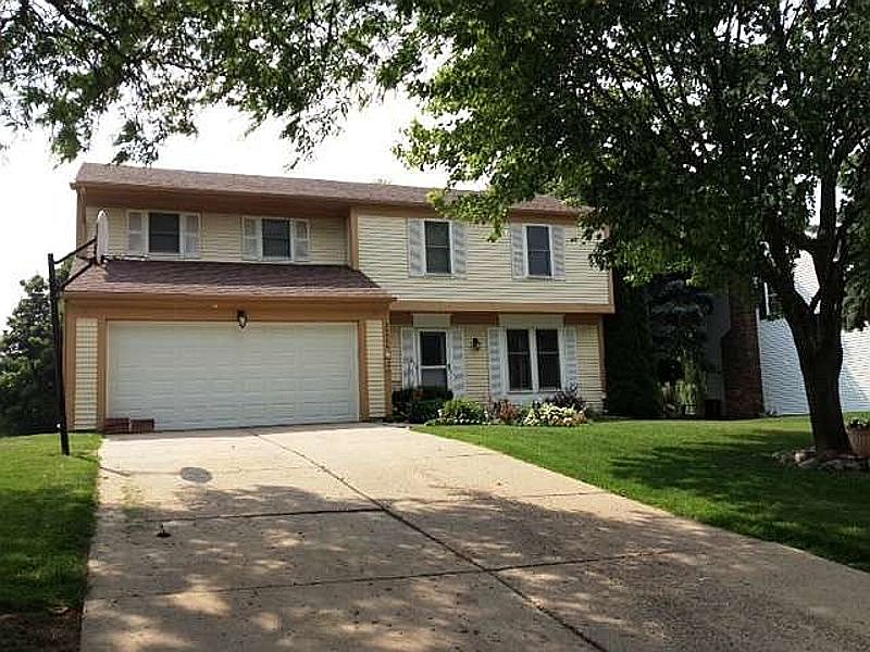 1st image of 34944 Bunker Hill Dr