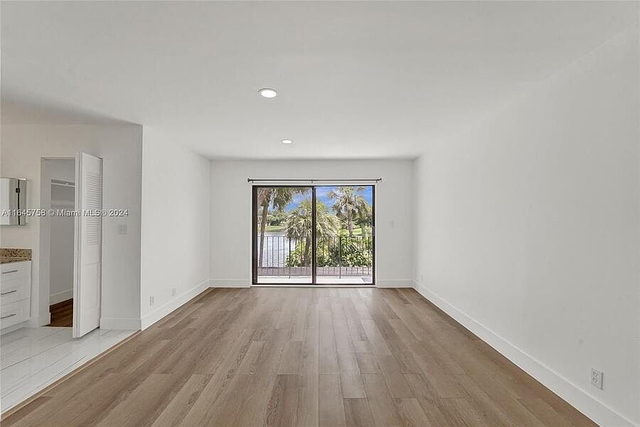 1st image of 9120 Taft St #9120