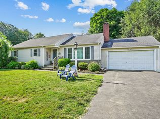 123 Inwood Rd, Trumbull, CT 06611