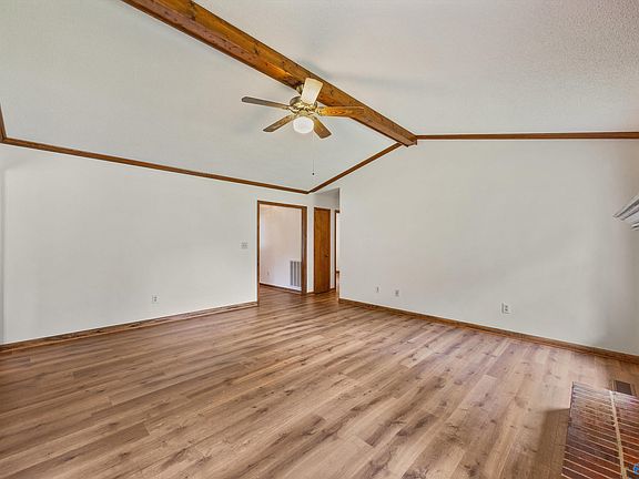 3rd image of 234 Usher Rd