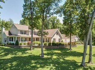 38 Wynnston Woods Ct, Wentzville, MO