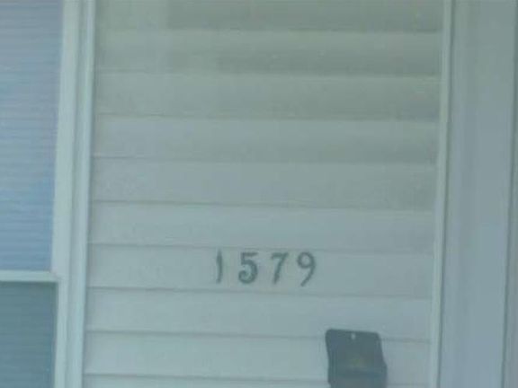 3rd image of 1579 Elmwood Ave #1581
