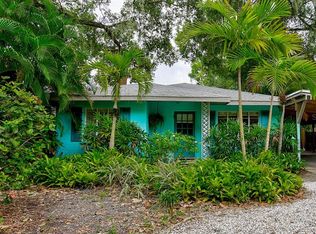 868 Patterson Dr, Sarasota, FL 34234