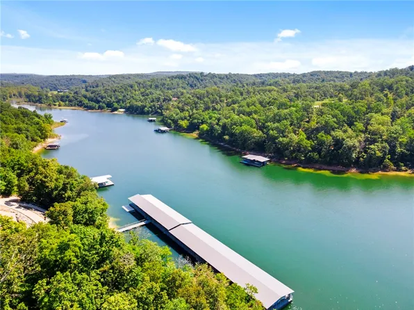 15903 Hawks Landing Dr, Rogers, AR 72756