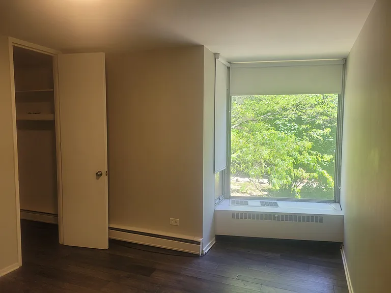 1st bedroom