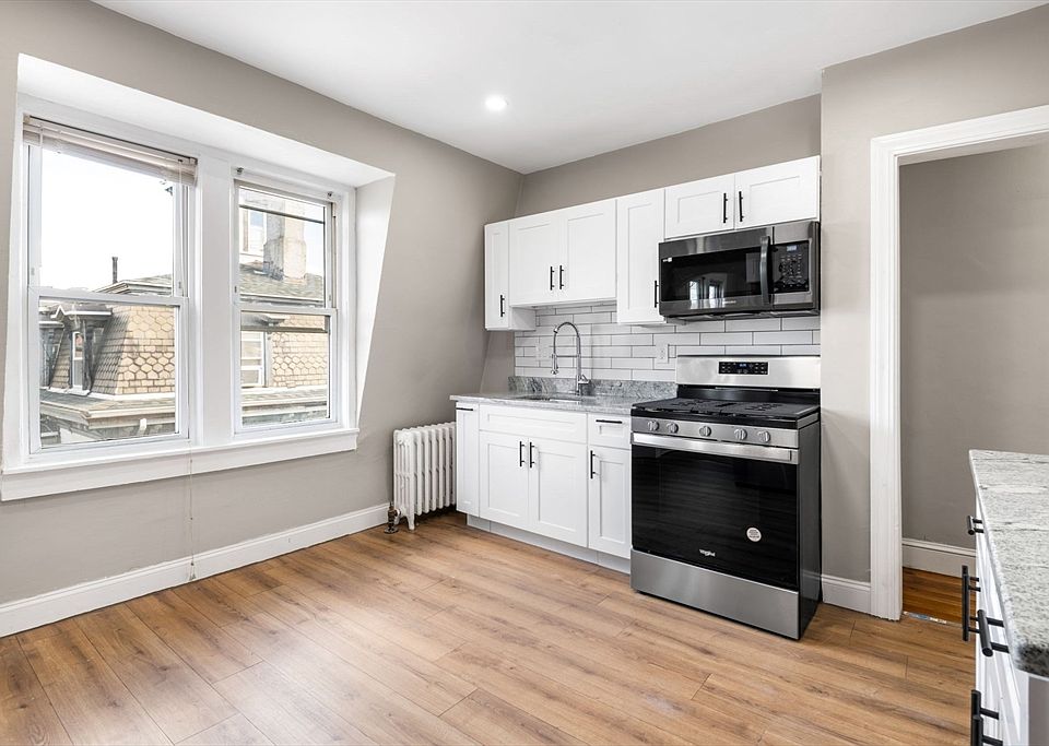 1st image of 501 Warren St APT 6