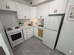 171 Erskine Ave #502, Toronto, ON M4P 1Y8