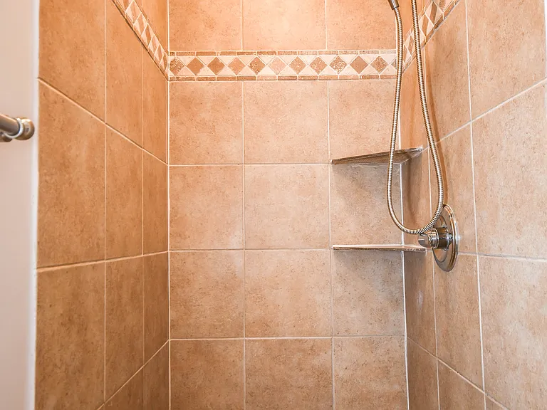 10231 Millstream Dr — Photo 16