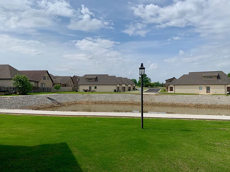 2800 Village Meadow Cv — Photo 12