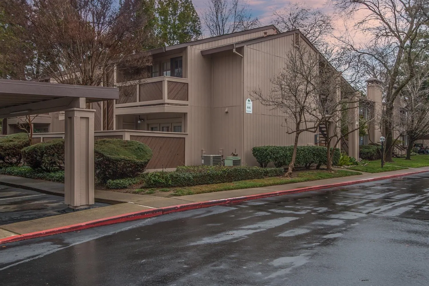 7711 Juan Way APT 4B photo 1