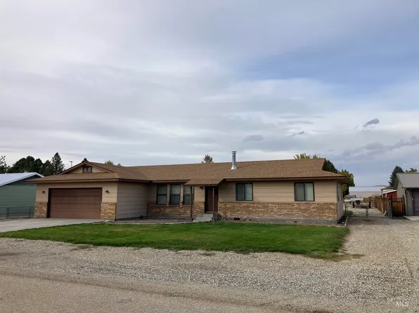 1679 Greenfields Loop, Emmett, ID 83617