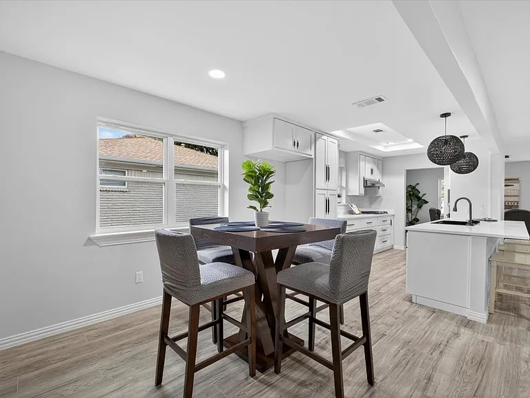 3330 Sharpview Ln — Photo 35