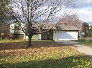 3825 100th St SE, Caledonia, MI