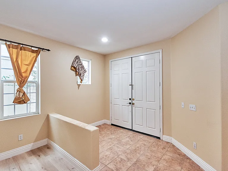 7238 San Carmela Ct — Photo 6