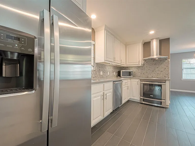 11406 High Star Dr — Photo 18