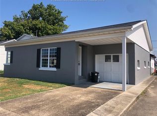 1409 14th St, Nitro, WV 25143