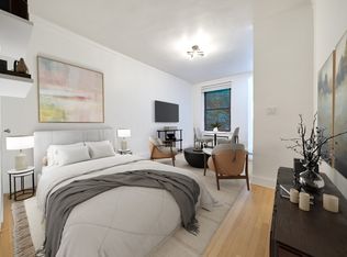 338 E 53rd St APT 1B, New York, NY 10022