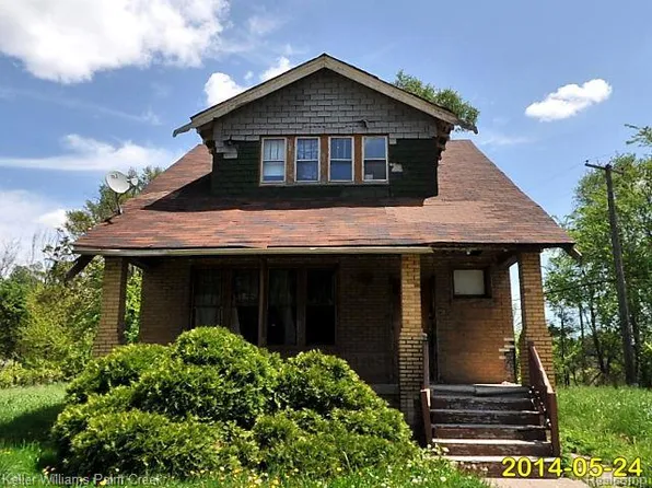 17160 Conley St, Hamtramck, MI 48212