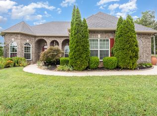 668 Twin View Dr, Murfreesboro, TN 37128