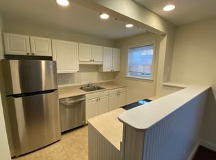 1317 S Walter Reed Dr APT 101, Arlington, VA