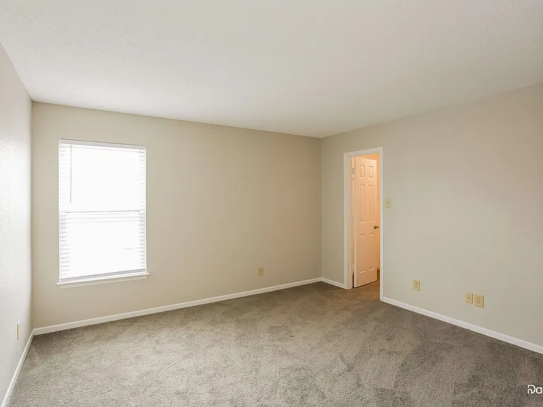 12698 Endurance Dr — Photo 7
