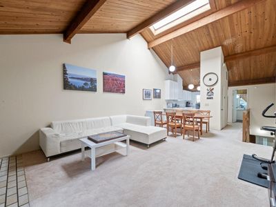 329 Cypress Point Dr, Mountain View, CA, 94043