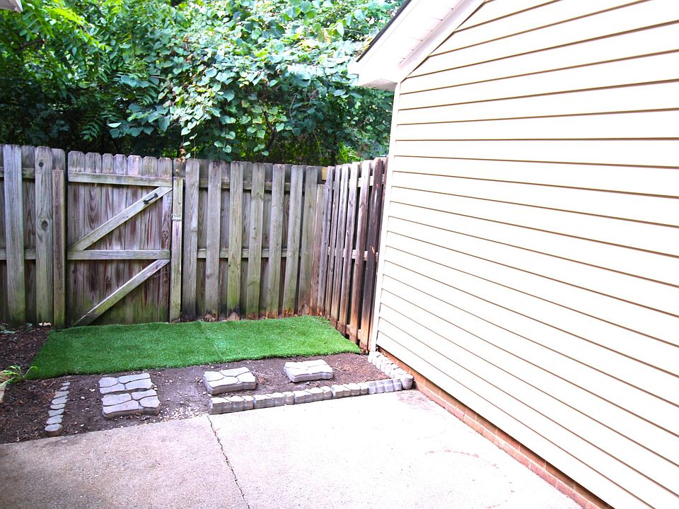 1st image of 2727 Cottage Pl